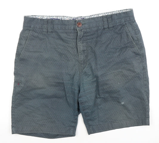 Le Shark XL Men's Green Chino Shorts