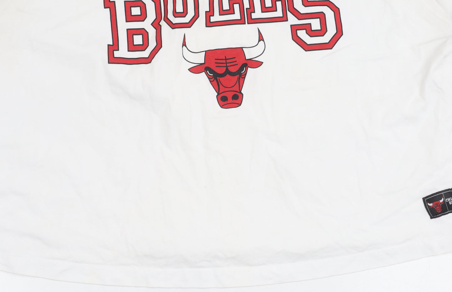 NBA Unisex White Bulls T-Shirt, Size 14, Embroidered Sports Style