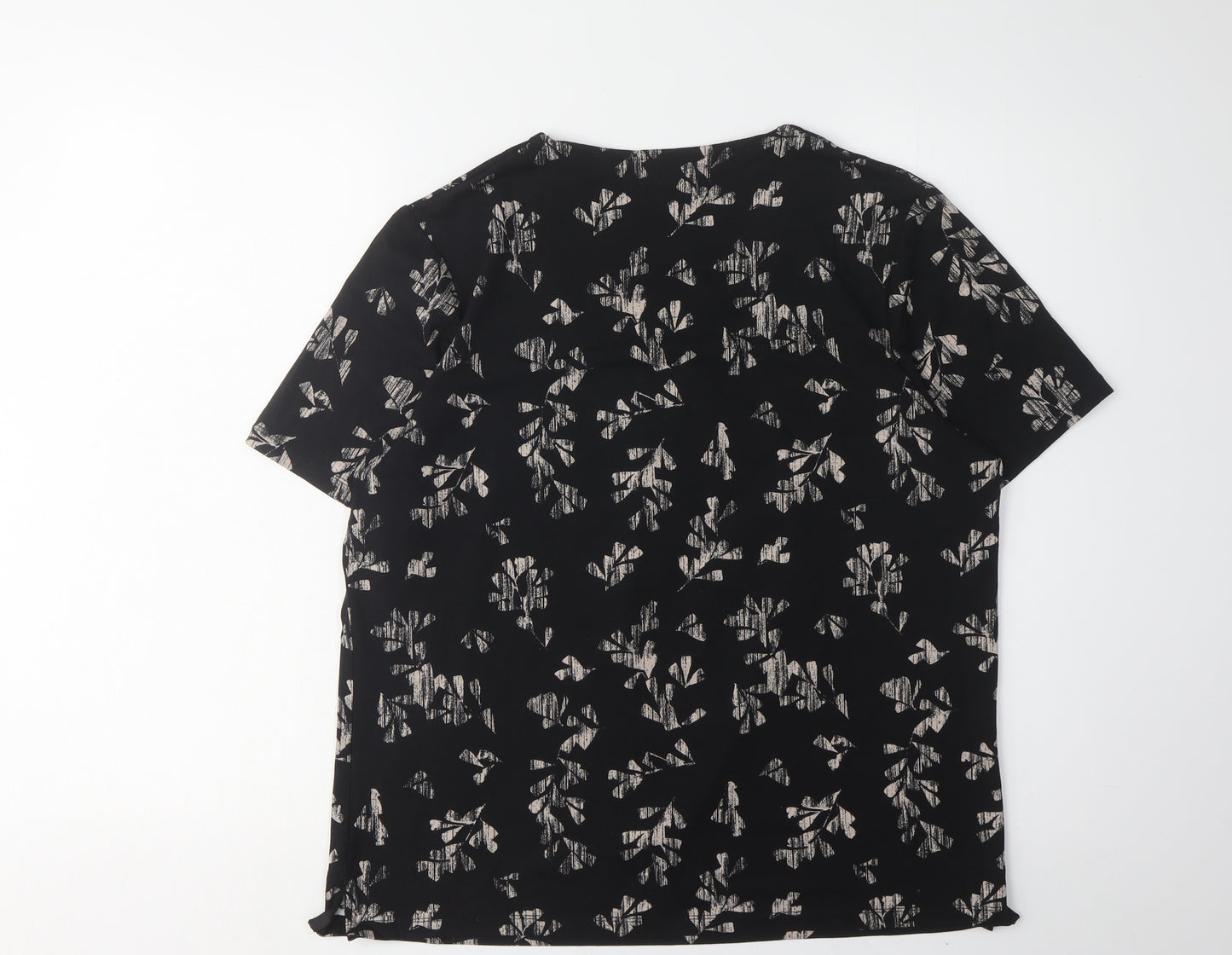 TIGI Women's Black Floral Short Sleeve T-Shirt Size 14