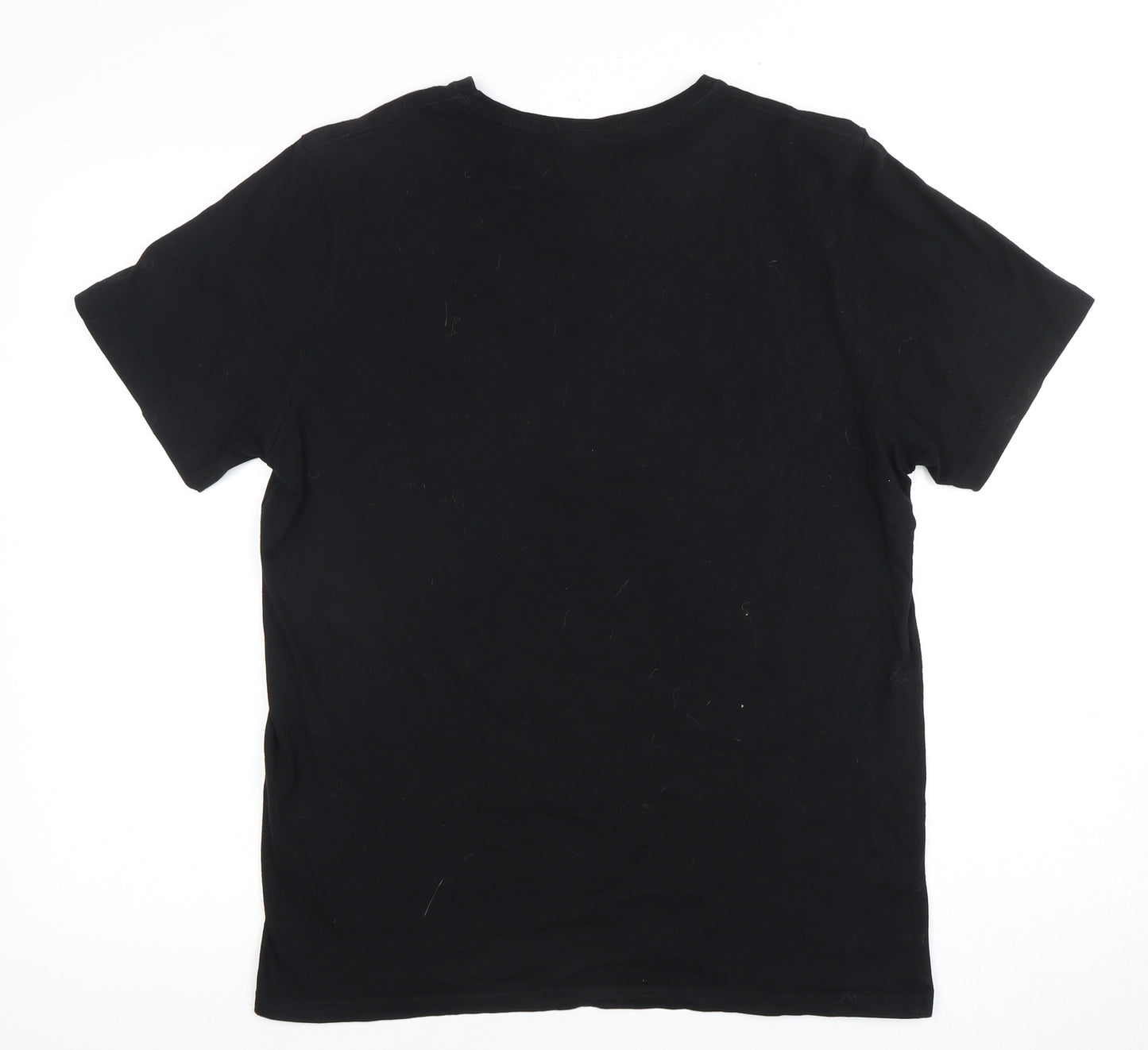 St. Pauli Men's Black Skull Graphic T-Shirt Medium