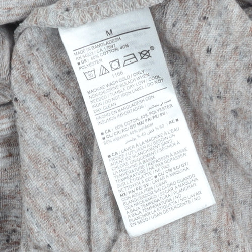 Old Navy Men's Beige Crew Neck T-Shirt Medium