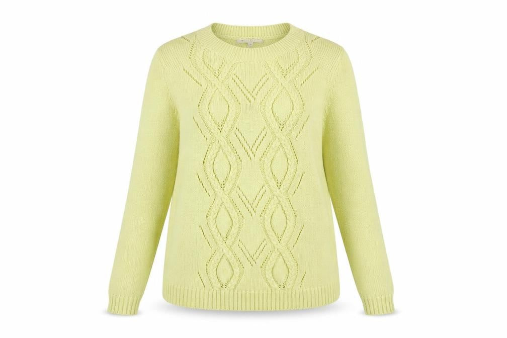 Front view of Gap Women's Green Cable-Knit Jumper, size L, Crew Neck