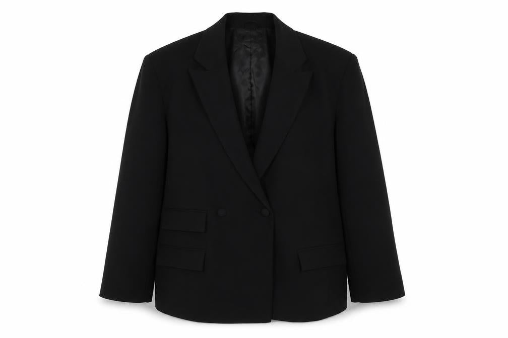Front view of PRETTYLITTLETHING Women's Black Blazer, size 8, Regular Fit