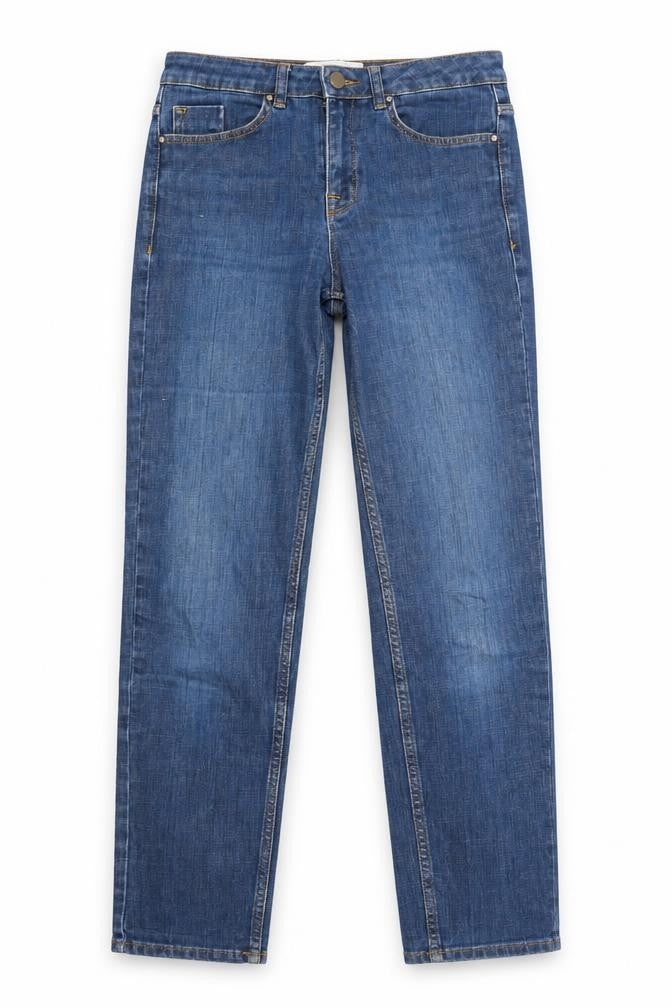 Front view of The White Company Women's Blue Boyfriend Jeans 26