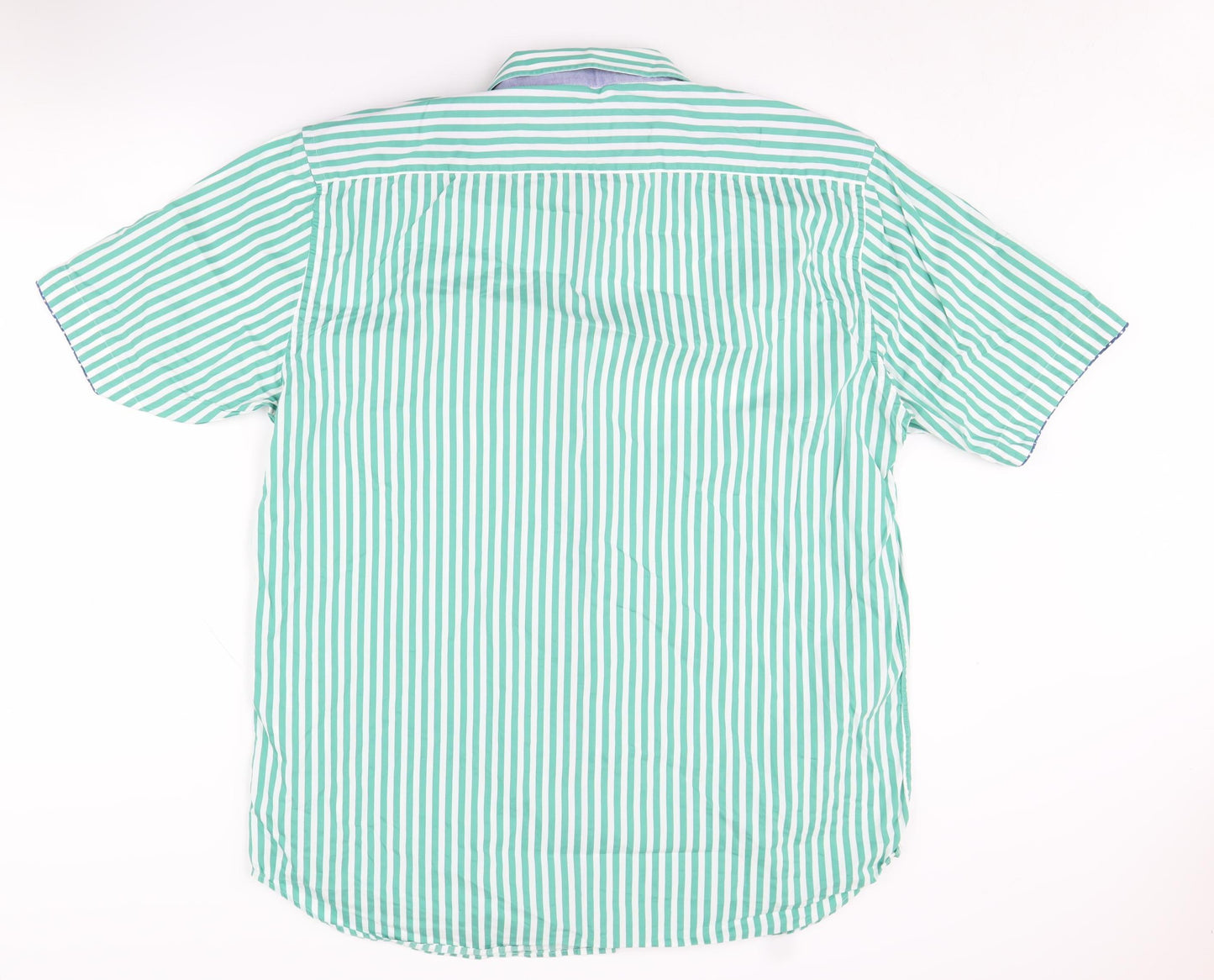 Baileys Men's Green Striped XL Button-Up Shirt