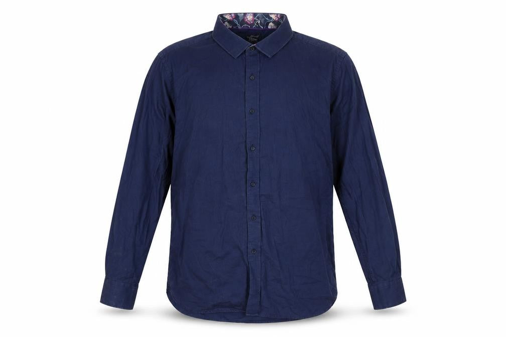 Front view of Feraud Vintage Men's Blue Button-Up Shirt, size 17.5