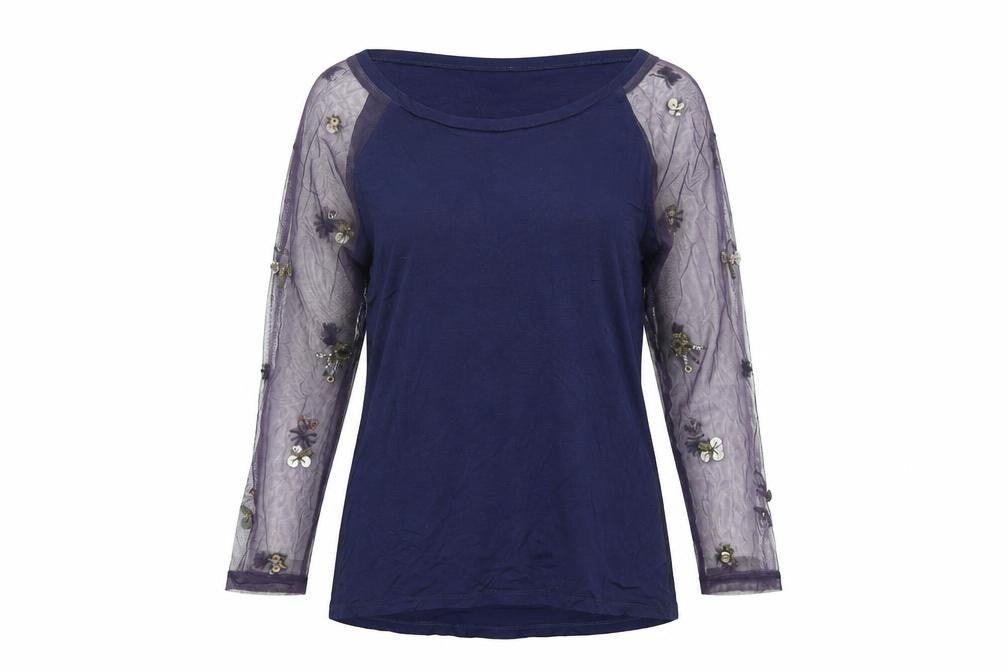 Front view of 1971 Women’s Blue Sequin Raglan Top XS