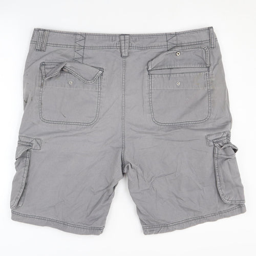 Quiksilver Men's Grey Cargo Shorts - Size 38