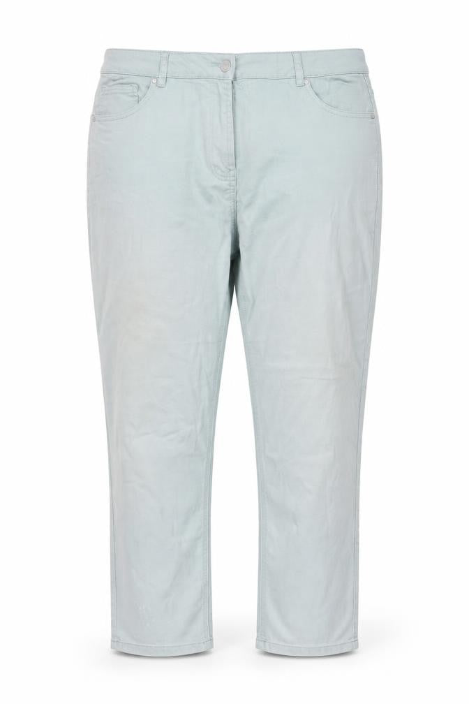 Front view of M&Co Women's 16 Green Jeans with Pockets