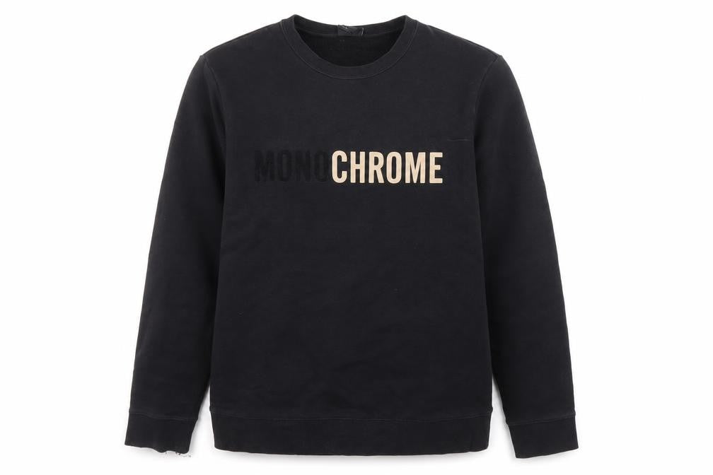 Front view of H&M Black unisex crew neck pullover sweatshirt m