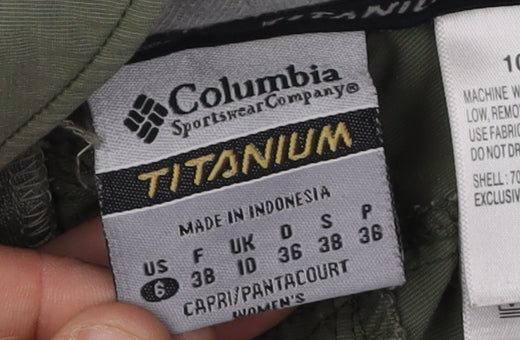 Columbia Women's Green Capri Hiking Trousers, Size 10