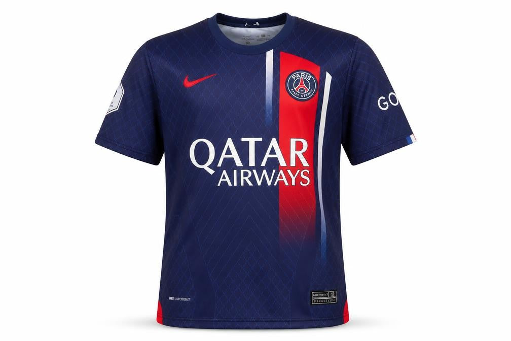 Front view of Nike boys’ blue football jersey, size 16, athletic fit