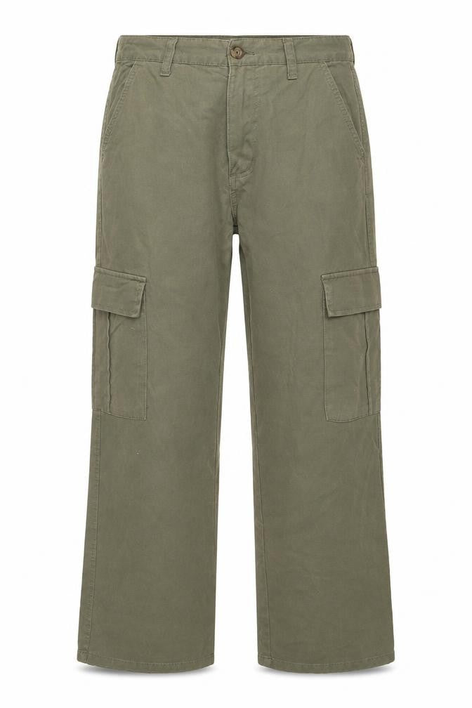 Front view of Stradivarius Women's Green Straight-Leg Jeans, size 12, Excellent Condition
