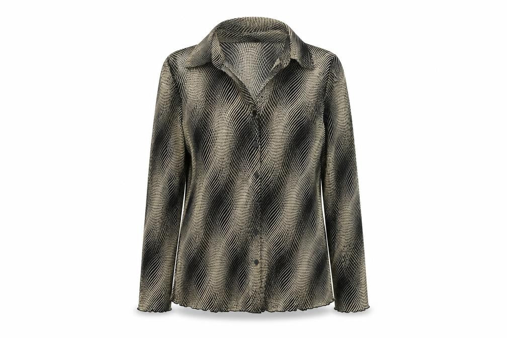 Front view of Bonmarché Women's Black, size 18, Collared Shirt