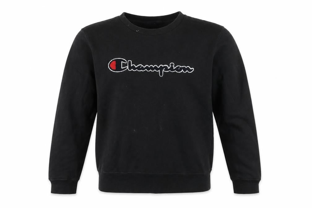 Front view of Champion Men's Black Pullover Sweatshirt M