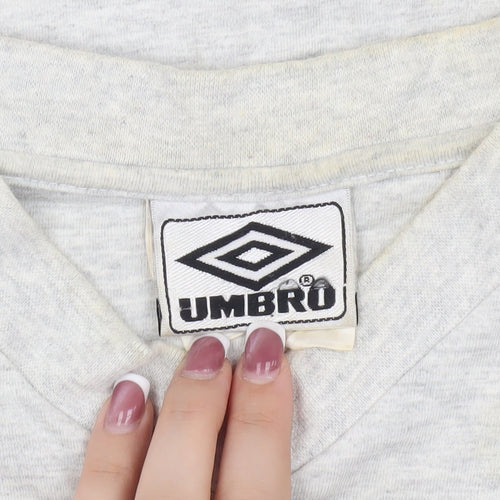 Umbro Men's Grey V-Neck T-Shirt, Size M, Casual Comfort