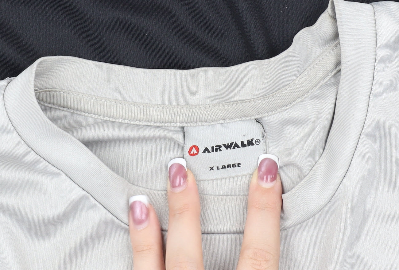 Airwalk Men's XL Gradient Grey Black T-Shirt