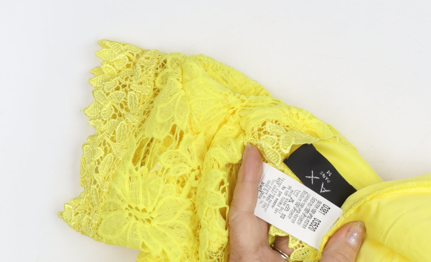 Women's Yellow Lace Shift Dress Size M