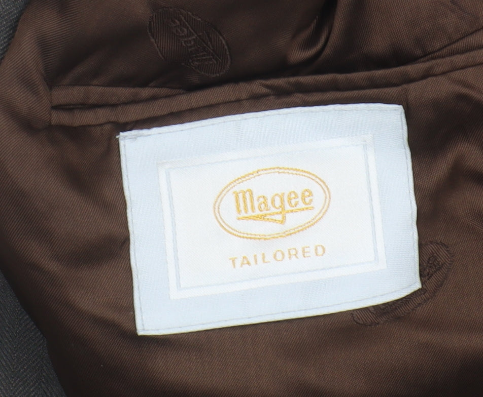 Magee Men's Brown Wool Blazer - Classic Fit, Size 45R