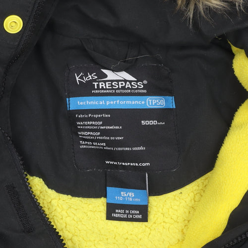 Trespass Boys Black Parka Coat 5-6 Years, Winter Hooded Jacket