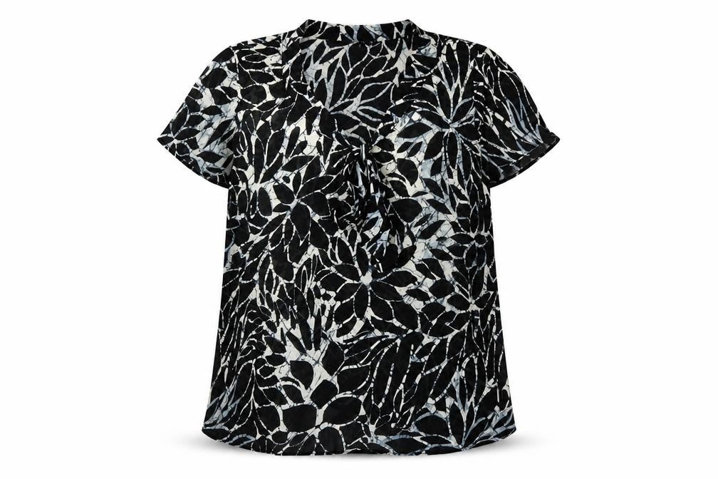 Front view of Wallis Women's Black Floral Tunic Blouse, size 18