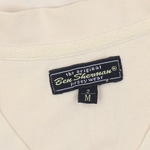 Ben Sherman T-shirt, size M.