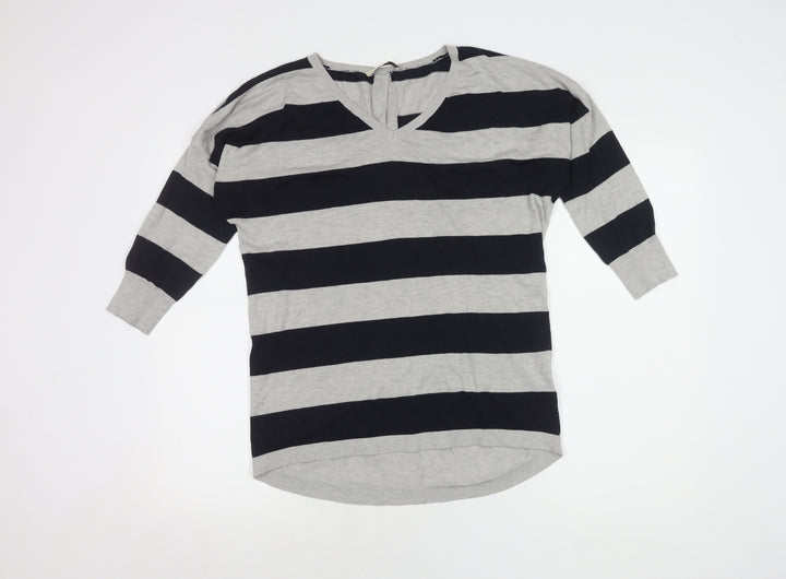 Oasis Women V-Neck Striped Cardigan in Grey Size M