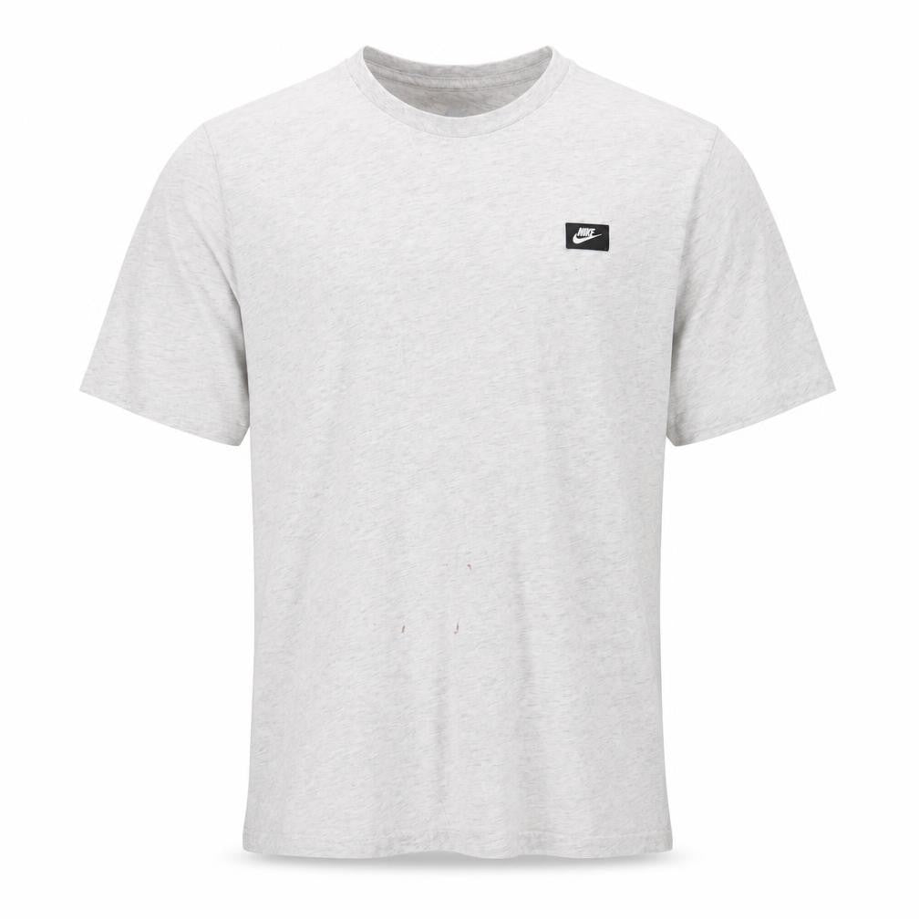 Front view of Nike Men's Grey Athletic Short Sleeve T-Shirt L