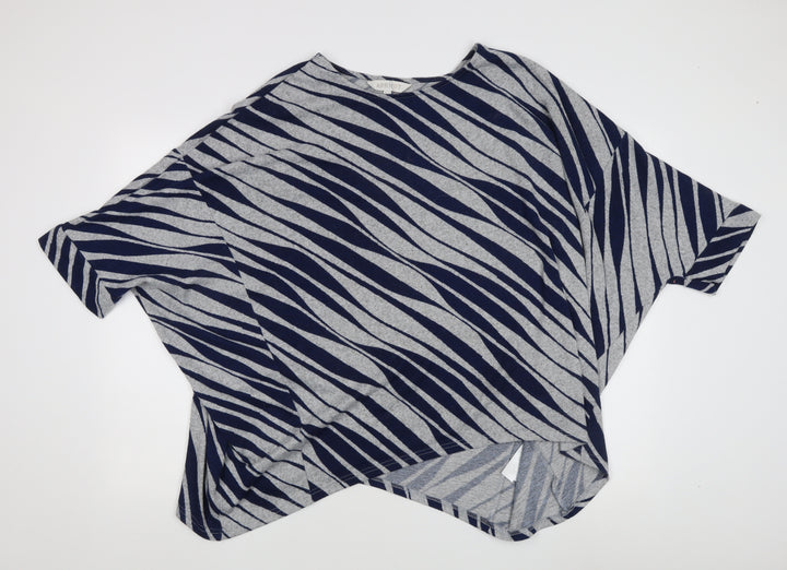 Apricot Women's Blue/Grey Animal Print Cropped T-Shirt
