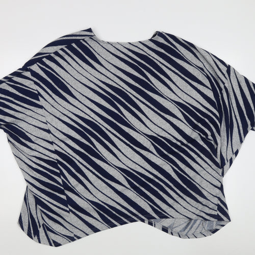 Apricot Women's Blue/Grey Animal Print Cropped T-Shirt
