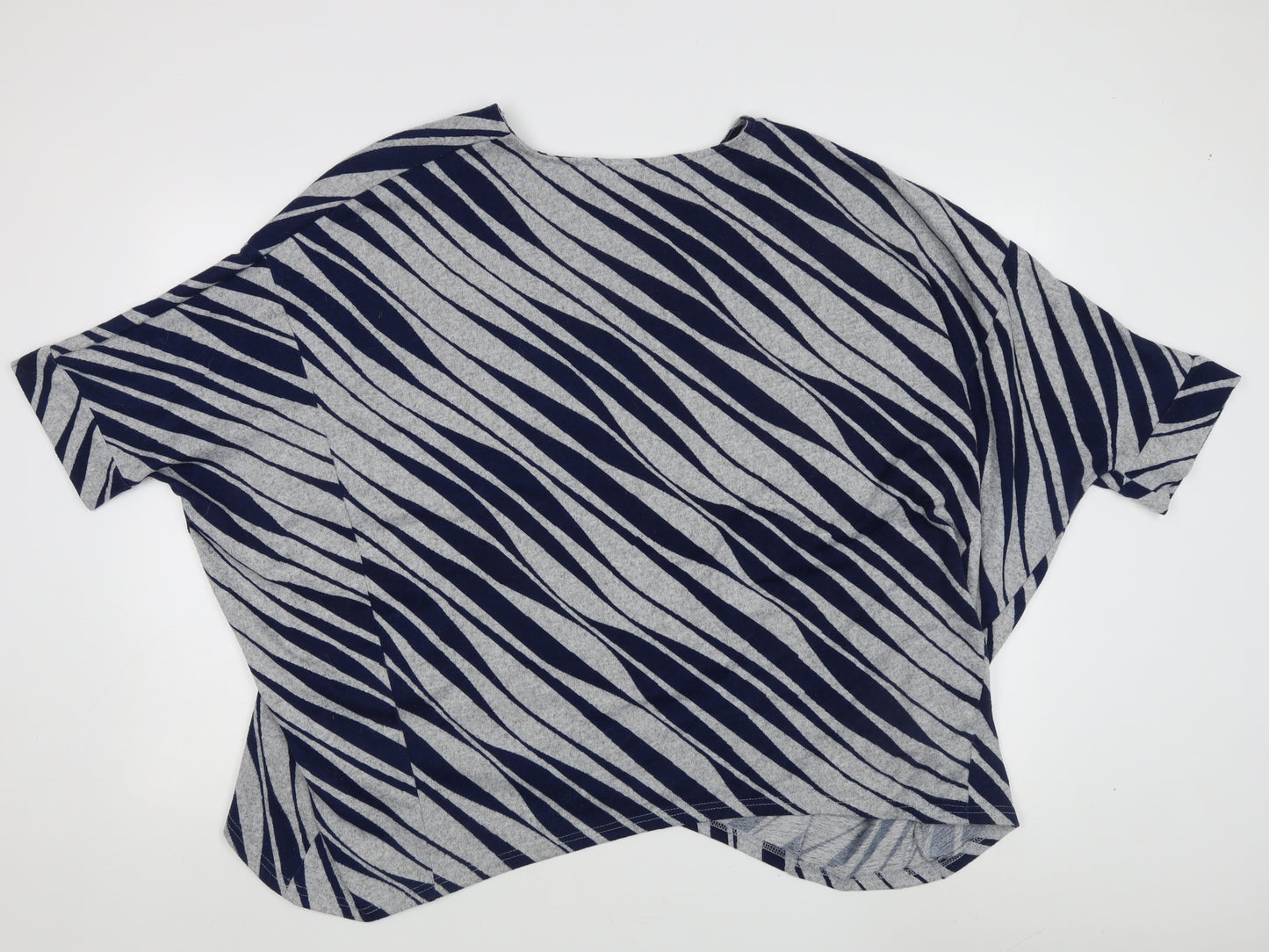 Apricot Women's Blue/Grey Animal Print Cropped T-Shirt