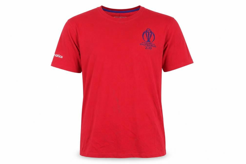 Front view of Fanatics Men's Red Sports T-Shirt Medium