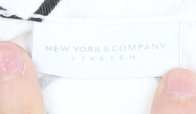 New York & Company Women's White Check T-Shirt M