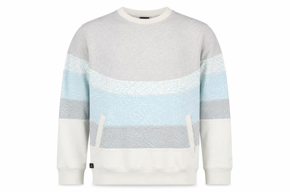 Front view of unisex multicoloured sweatshirt, l, pullover, logo accents