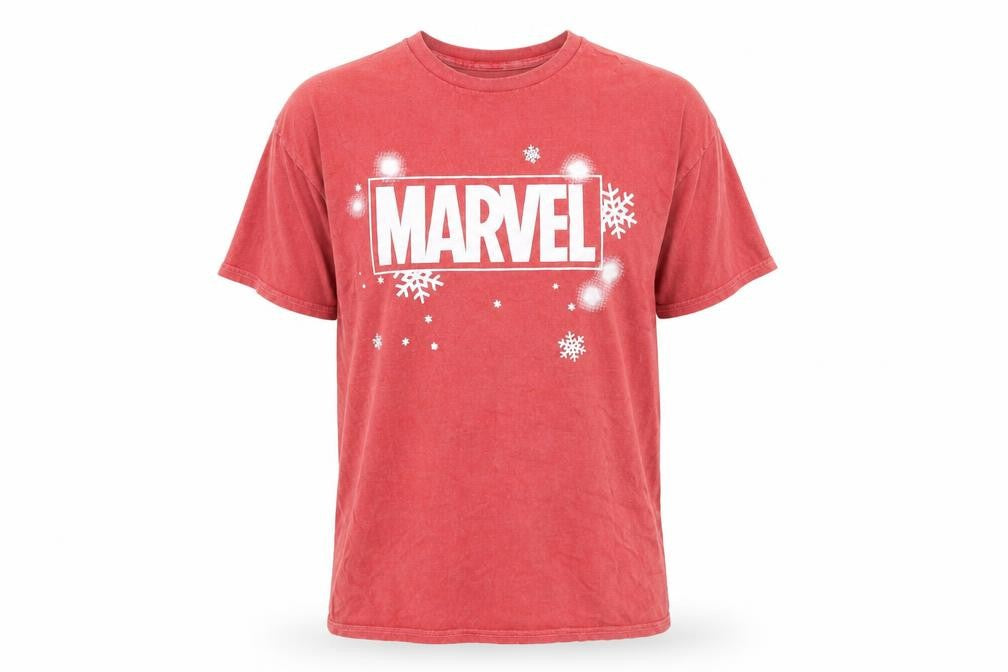 Front view of Marvel Red Christmas Men's T-Shirt L Short Sleeve