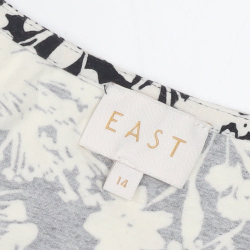 East Women's Black Floral V-Neck Top Size 14