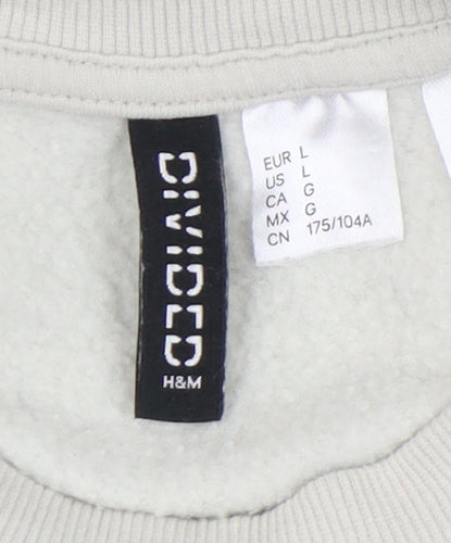 H&M Unisex White Graphic Sweatshirt, Size 12 Pullover