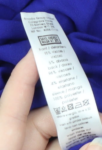 e. Women’s Blue Animal Print Long Sleeve Blouse Size 16