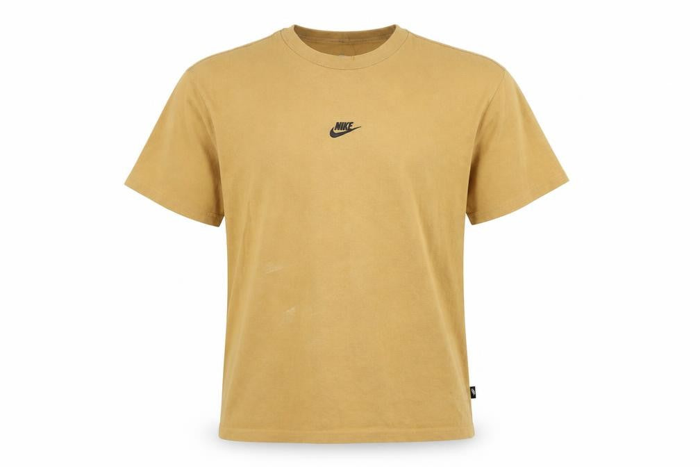 Front view of Nike Men's Brown Relaxed Fit Logo T-Shirt - Medium