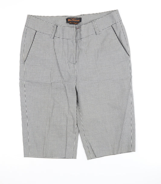 Ben Sherman Men's XS Black Check Shorts