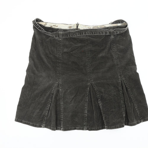 Miss Selfridge Women's Black Pleated Skirt Size 16