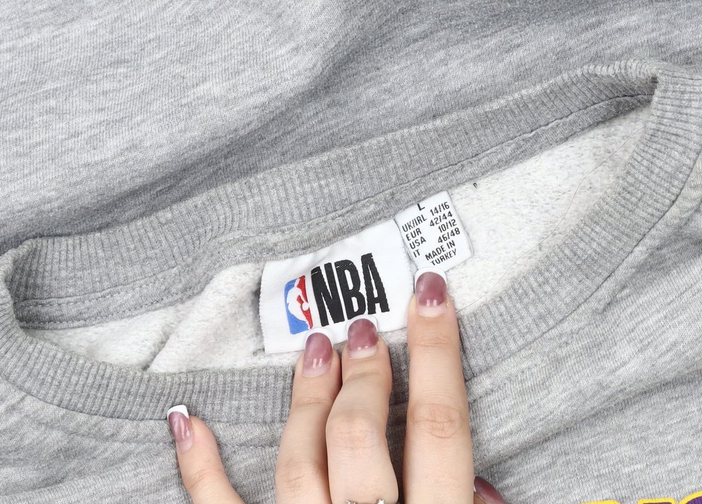 NBA Men's Grey Los Angeles Lakers Sweatshirt L