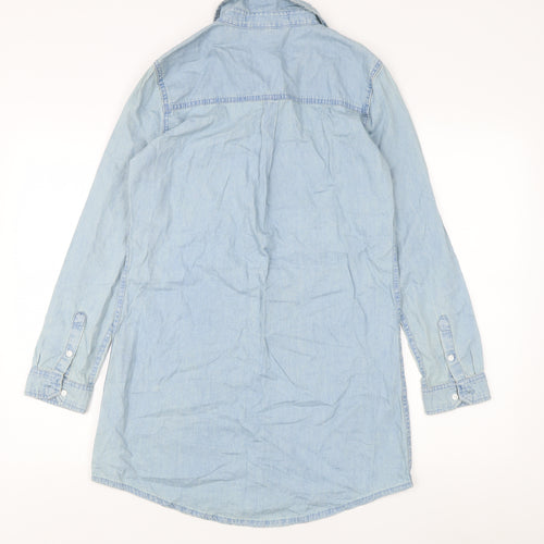 Select Women's Blue Button-Up Denim Shirt Size 10