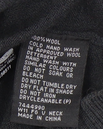 Hallensteins Men's Black Wool V-Neck Pullover M