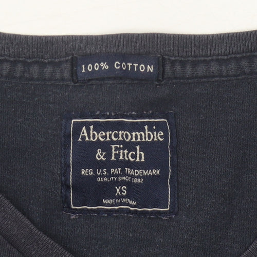 Abercrombie & Fitch Black XS Men's V-Neck T-Shirt
