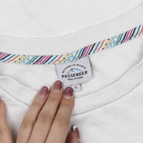 Passenger Unisex White Graphic Sweatshirt L