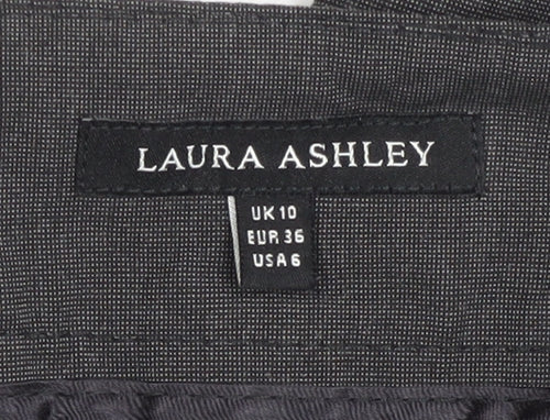 Laura Ashley Women's Black Bermuda Shorts Size 10