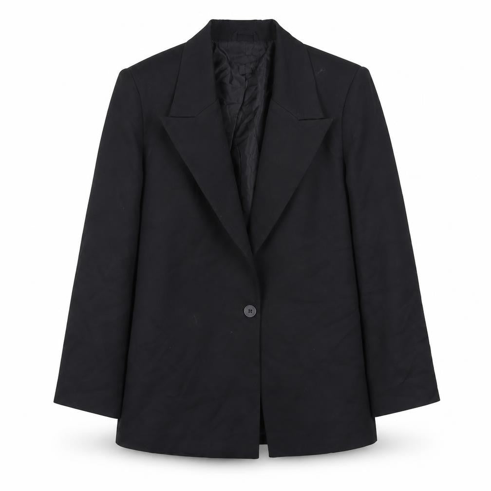 Front view of PRETTYLITTLETHING Women's Black Blazer, size 8