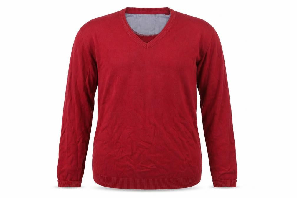 Front view of Pretend Men's XL Red V-Neck jumper