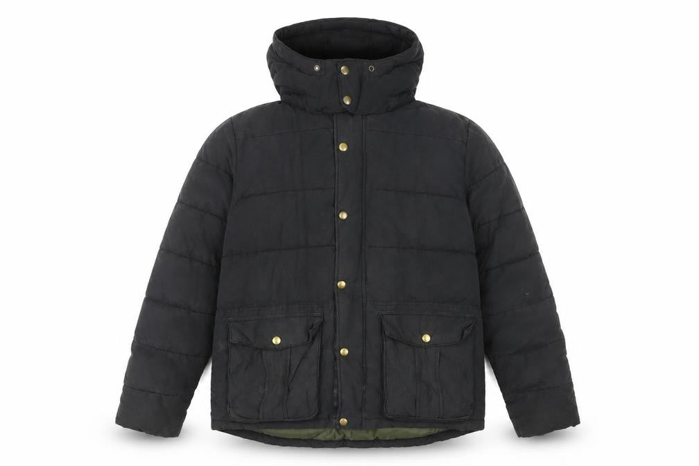 Front view of Gap Men's Black Puffer Jacket L Hooded Casual